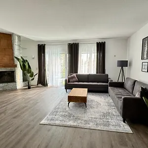 Apartment 220 Qm Penthouse Mit Fahrstuhl - Ohne